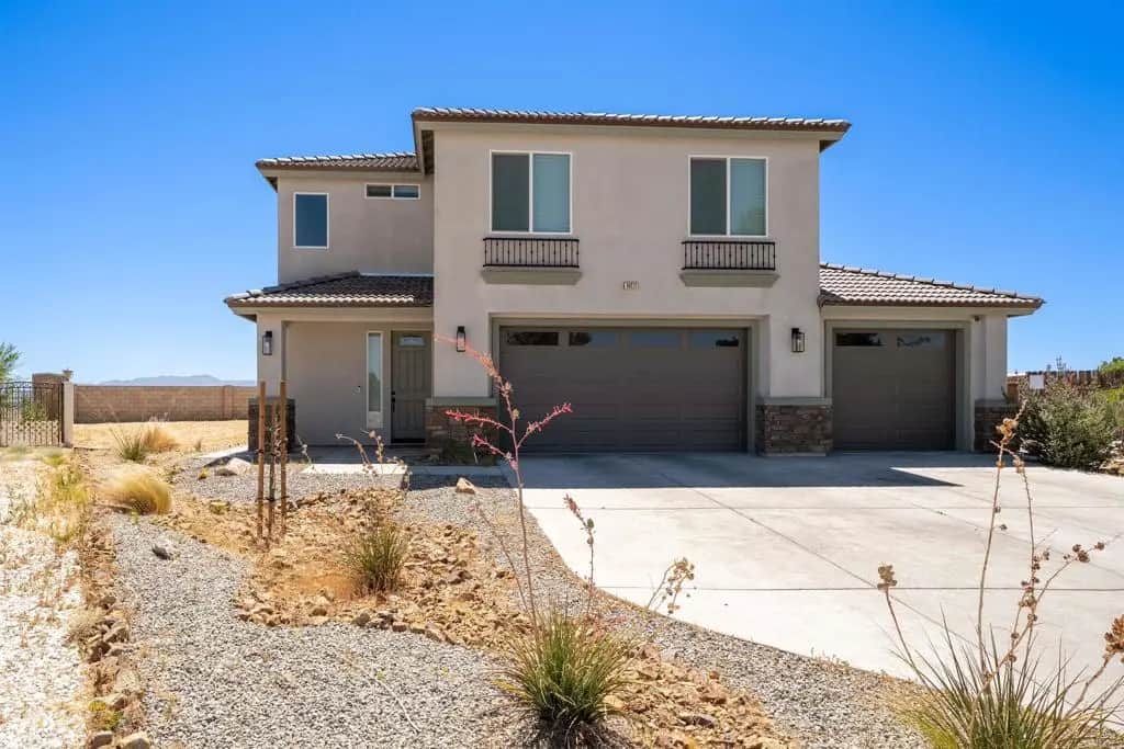 14277 Glenview Court, Victorville, CA — listing photo 1
