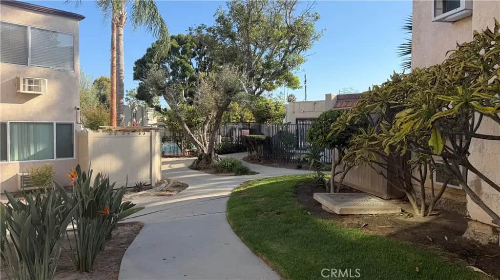 212 S Kraemer, Placentia, CA — listing photo 1