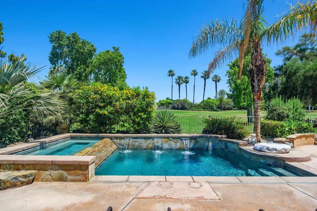 99 Kavenish Drive, Rancho Mirage, CA — listing photo 1