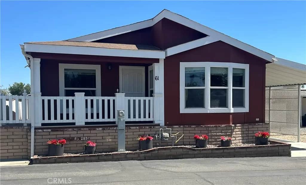 1700 S State Street 61, Hemet, CA — listing photo 1