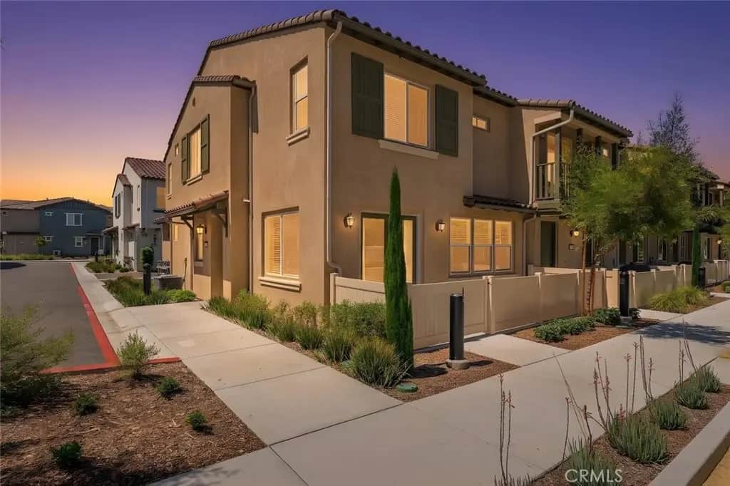39438 Corvina, Temecula, CA — listing photo 1
