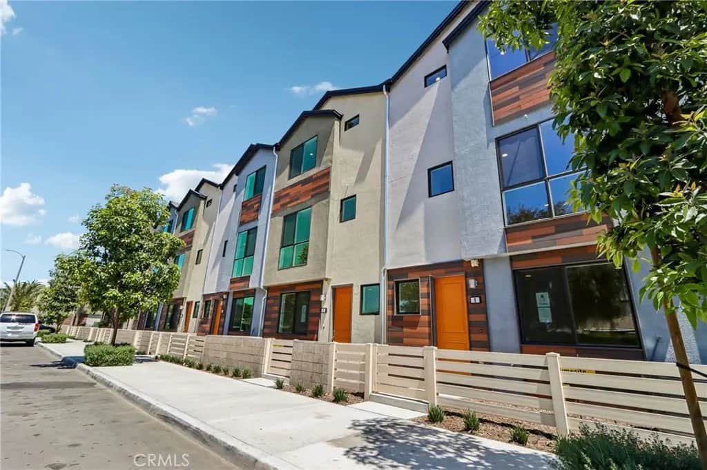 5876 Linden Ave Avenue 7, Long Beach, CA — listing photo 1