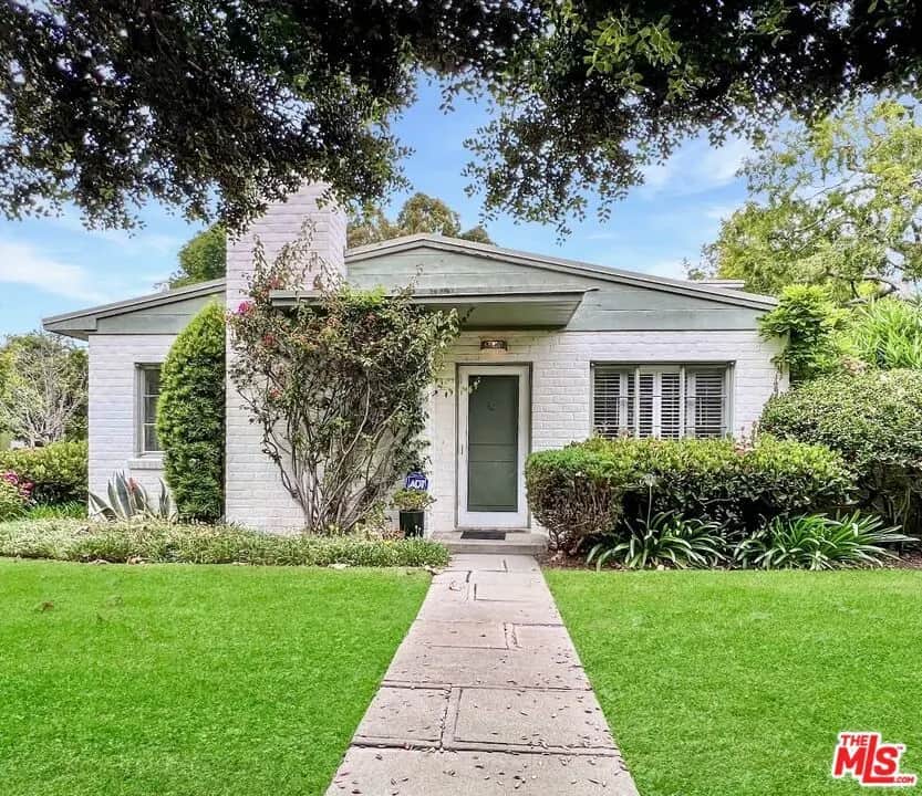5340 1/4 Village, Los Angeles, CA — listing photo 1