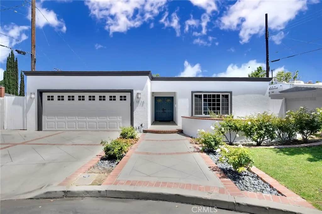 1015 E Walnut Avenue, Orange, CA — listing photo 1