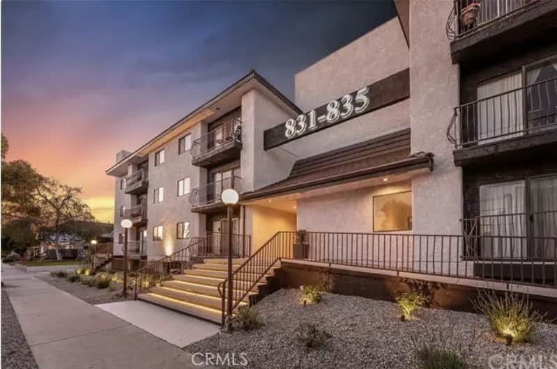 835 E Lomita 104, Glendale, CA — listing photo 1