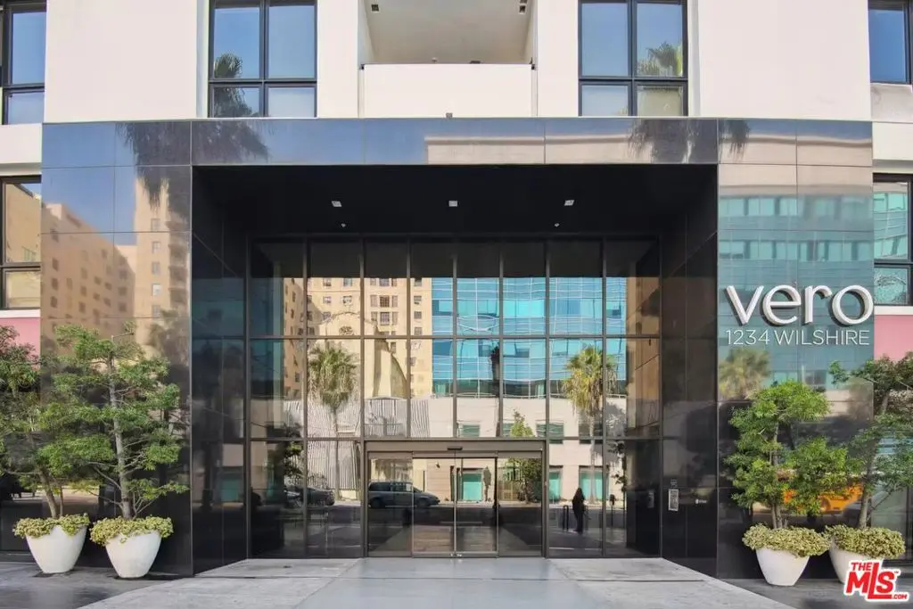 1234 Wilshire Boulevard 435, Los Angeles, CA — listing photo 1