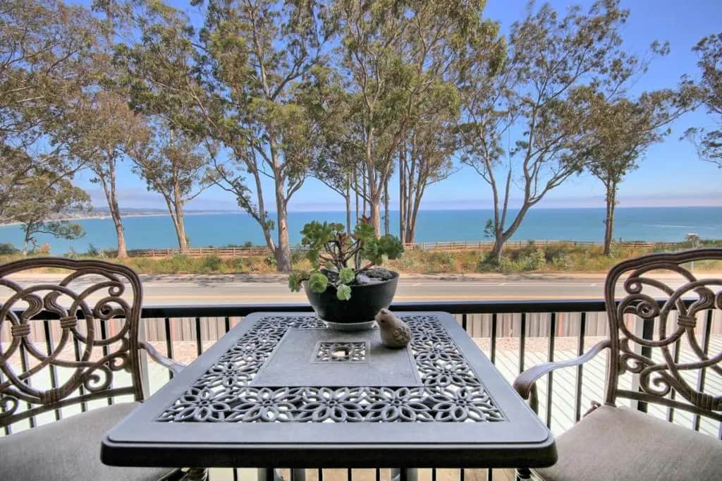 825 Balboa Avenue 205, Capitola, CA — listing photo 1