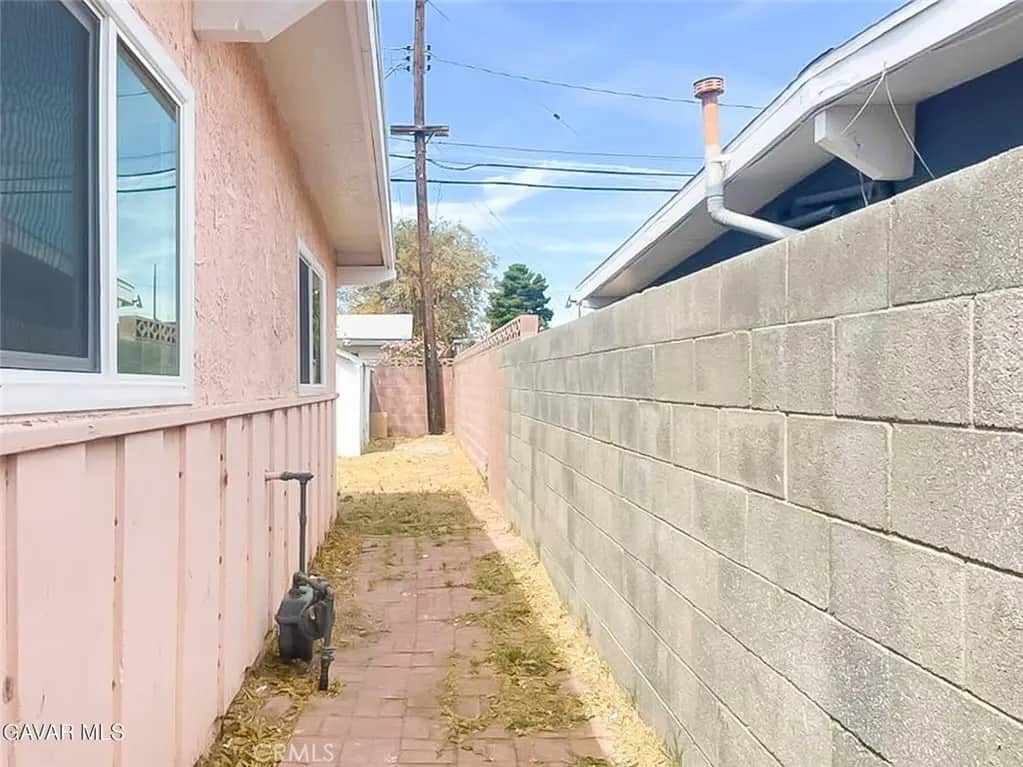 44739 3rd Street E, Lancaster, CA — listing photo 1