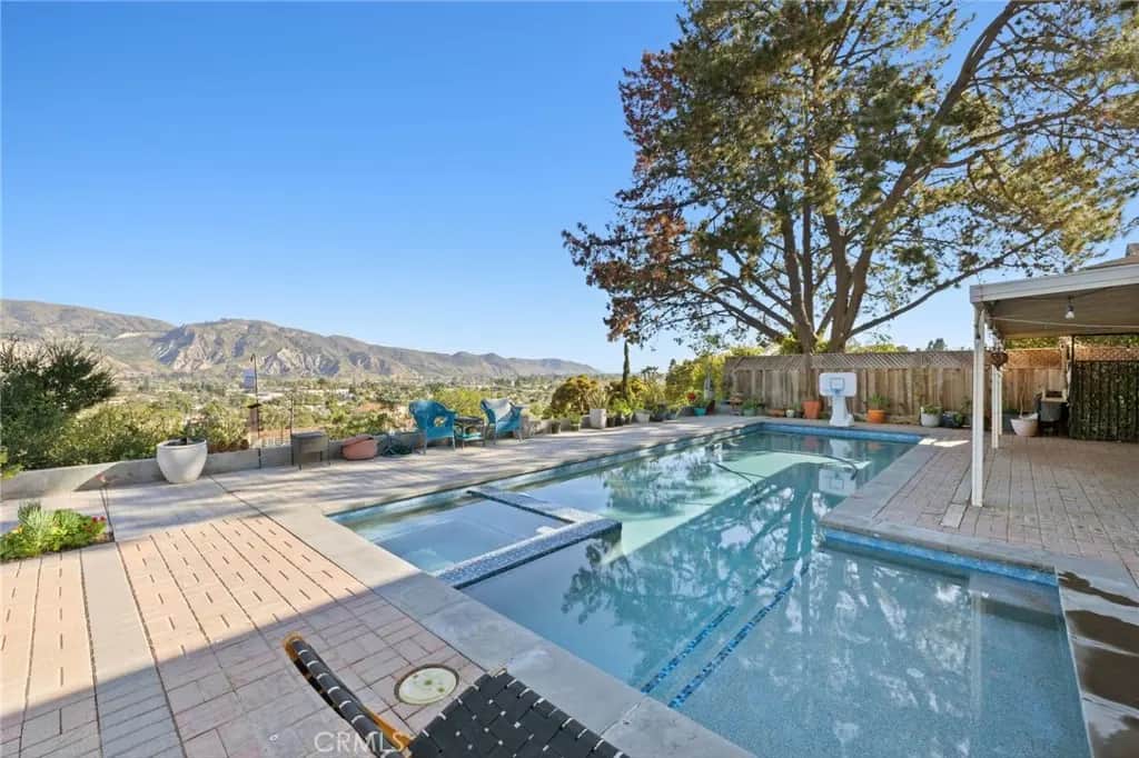 468 E View, Santa Paula, CA — listing photo 1