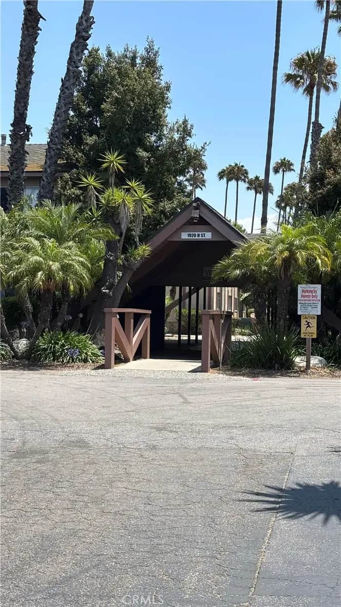 1920 N H Street 235, Oxnard, CA — listing photo 1