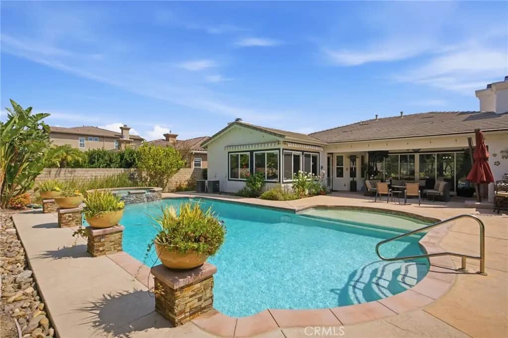 22976 Banbury Court, Murrieta, CA — listing photo 1