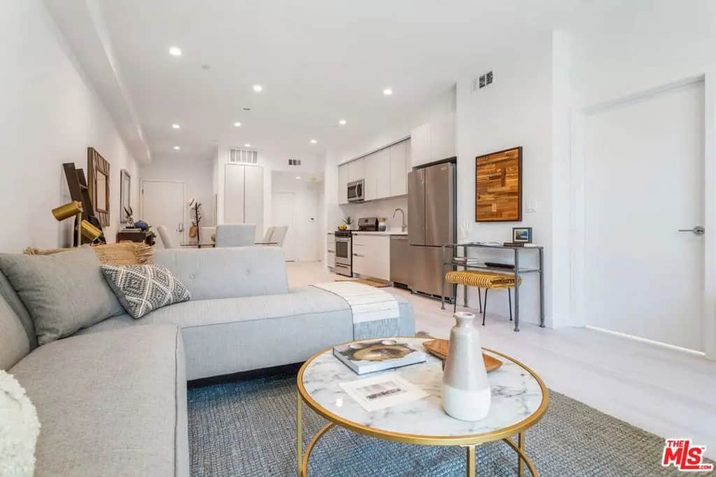 1827 Midvale Avenue 204, Los Angeles, CA — listing photo 1
