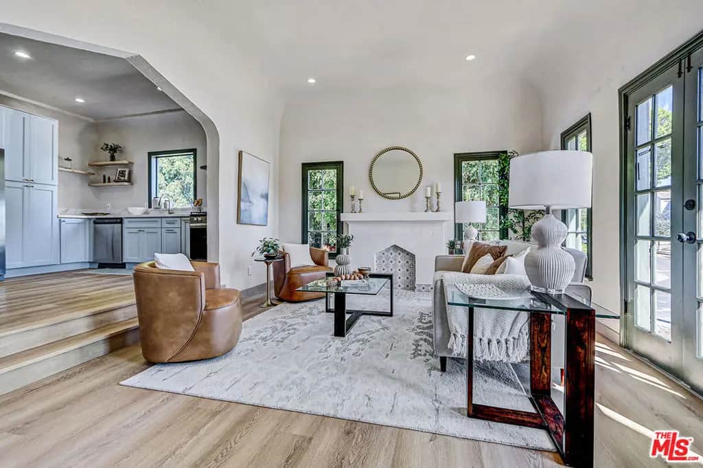 1803 S Sycamore Avenue, Los Angeles, CA — listing photo 1