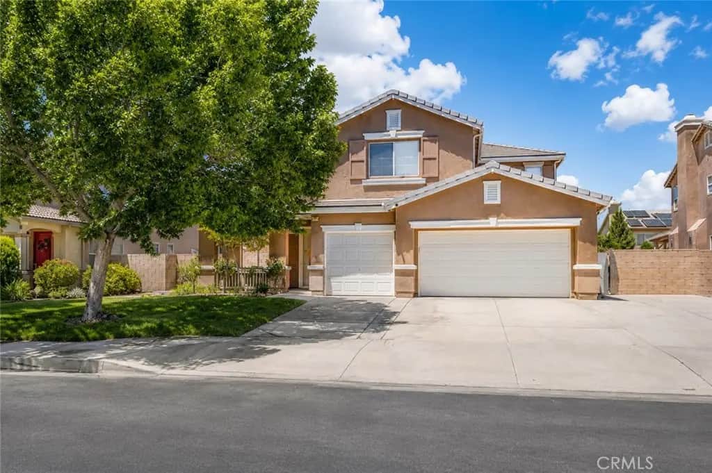 4731 W Avenue J4, Lancaster, CA — listing photo 1