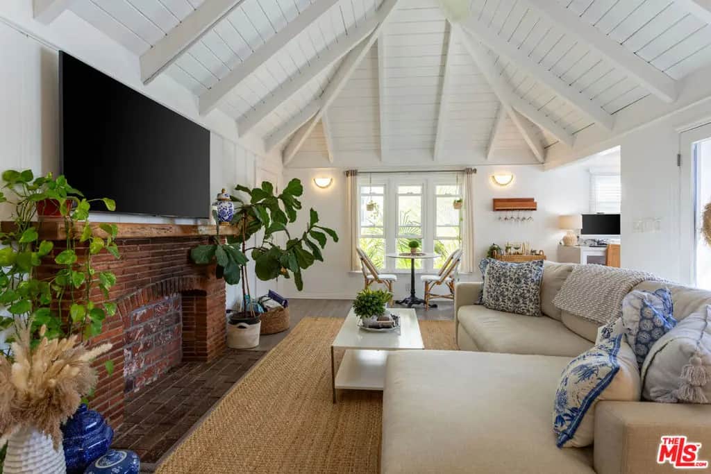444 S ROXBURY Drive B, Beverly Hills, CA — listing photo 1