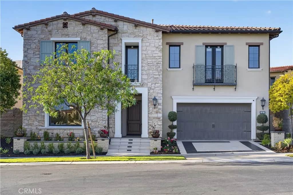 61 Buttonquail, Irvine, CA — listing photo 1