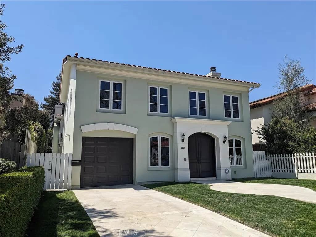2257 Manning Avenue, Los Angeles, CA — listing photo 1