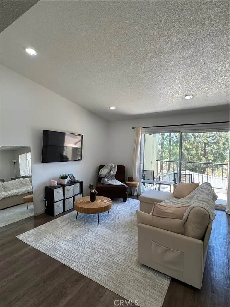 2548 Avenida Del Vista T 202, Corona, CA — listing photo 1