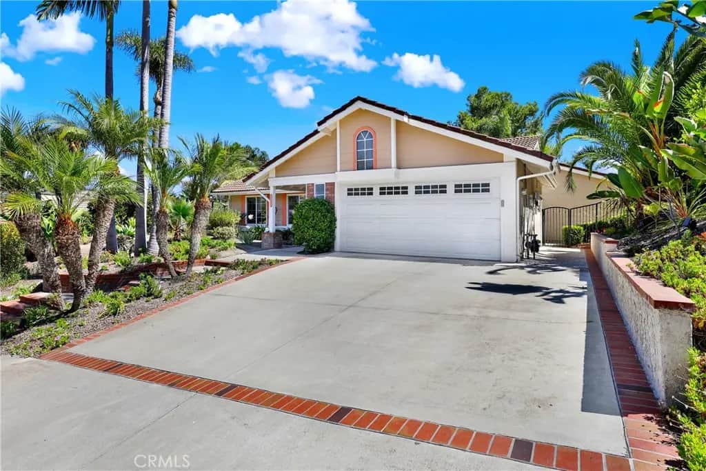 2912 Estancia, San Clemente, CA — listing photo 1