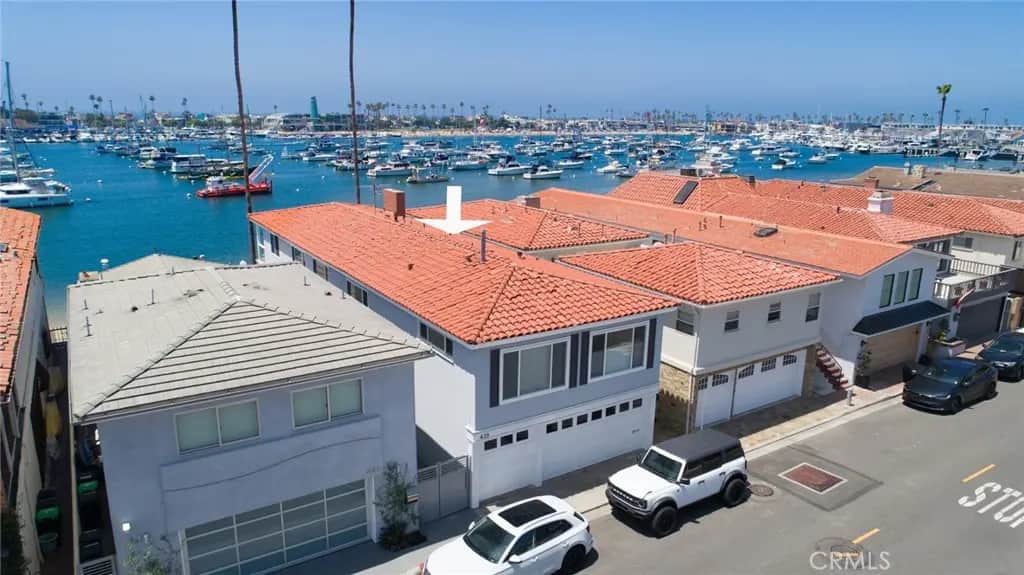 439 Via Lido Soud, Newport Beach, CA — listing photo 1