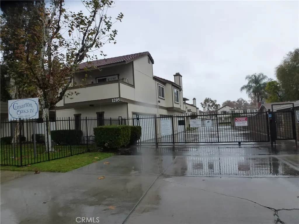 1211 S Palmetto Avenue C, Ontario, CA — listing photo 1