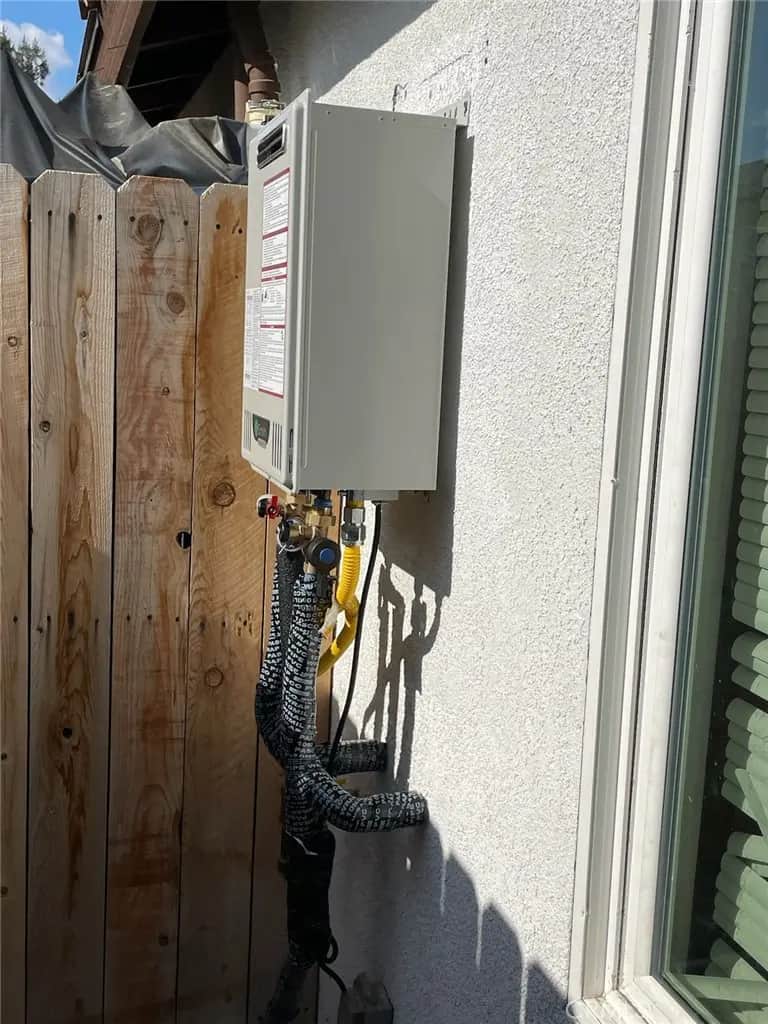 1001 El Tejon, Bakersfield, CA — listing photo 1