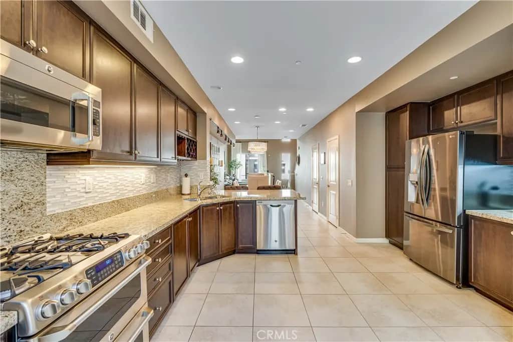 507 Rockefeller, Irvine, CA — listing photo 1