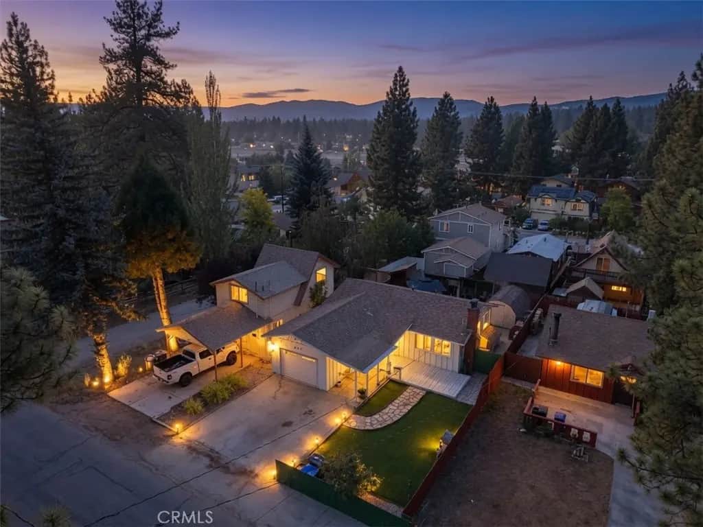 927 W Aeroplane, Big Bear City, CA — listing photo 1