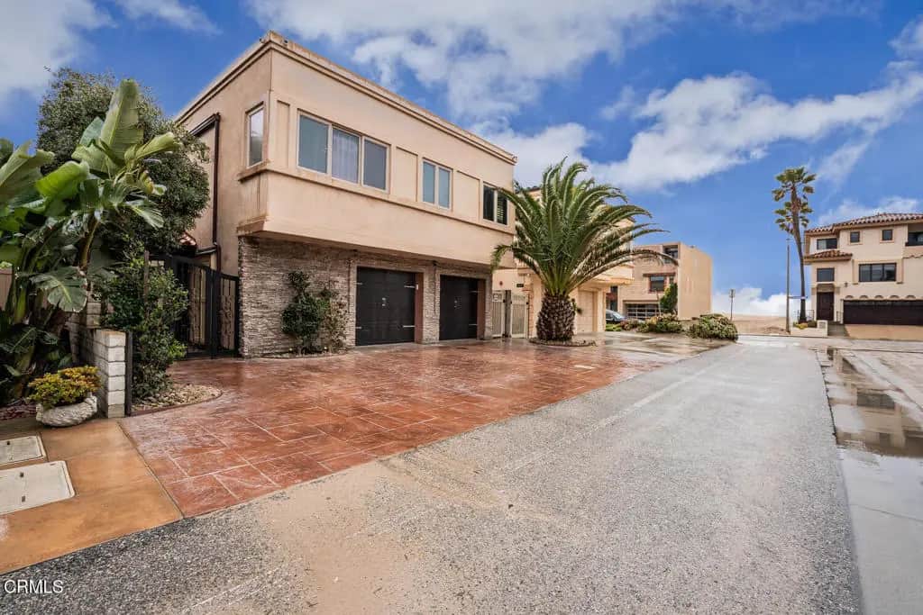 5344 Seabreeze Way, Oxnard, CA — listing photo 1