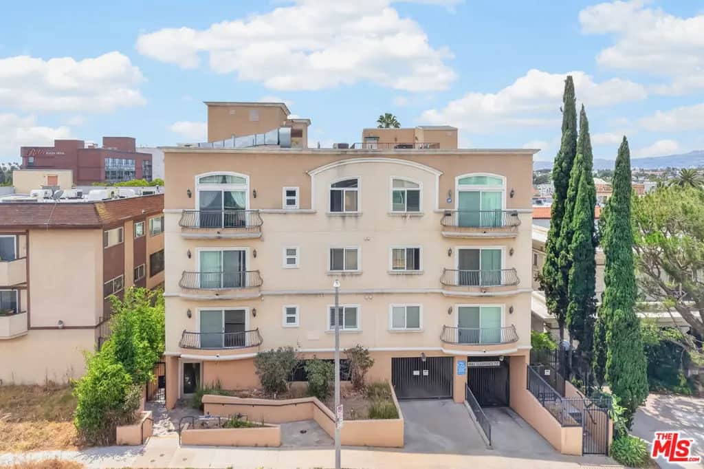 971 S St Andrews Place 301, Los Angeles, CA — listing photo 1