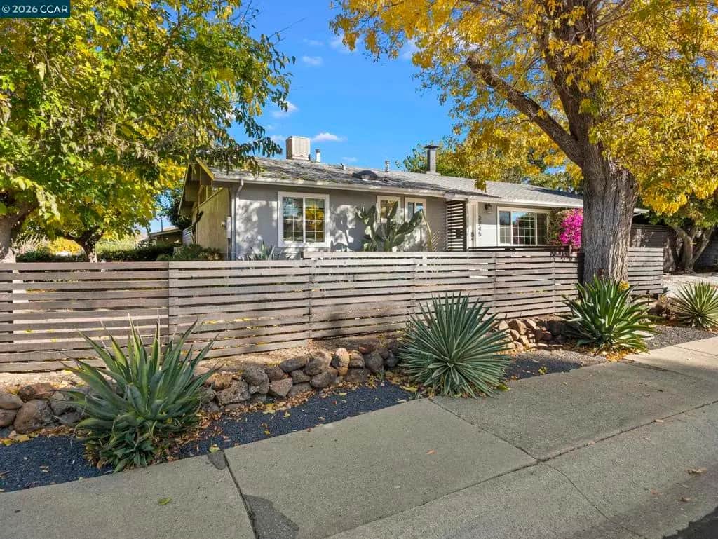 2245 Krueger Dr, Concord, CA — listing photo 1