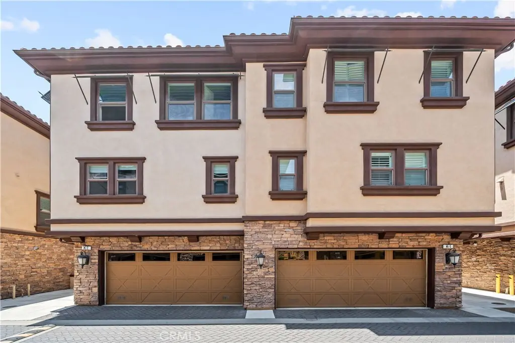 656 West Huntington Drive k-1, Arcadia, CA — listing photo 1