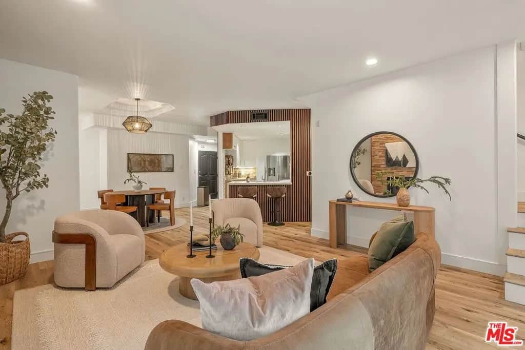 1160 Granville Avenue 104, Los Angeles, CA — listing photo 1