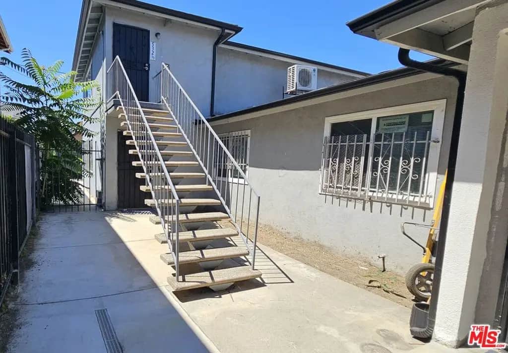 532 W 51st Street, Los Angeles, CA — listing photo 1