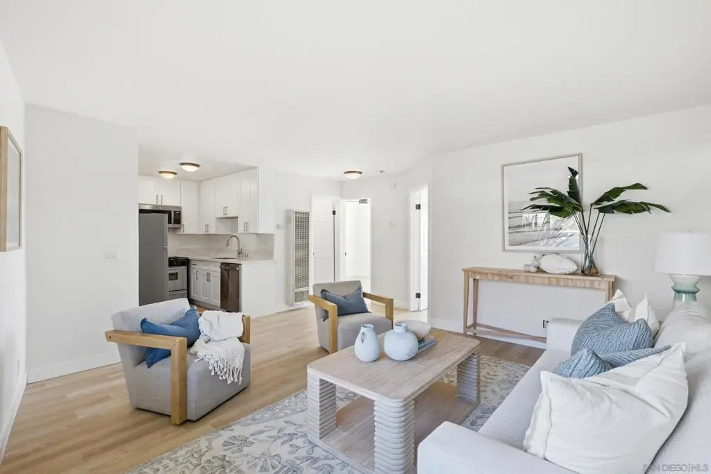 1365 Seacoast Dr G, Imperial Beach, CA — listing photo 1