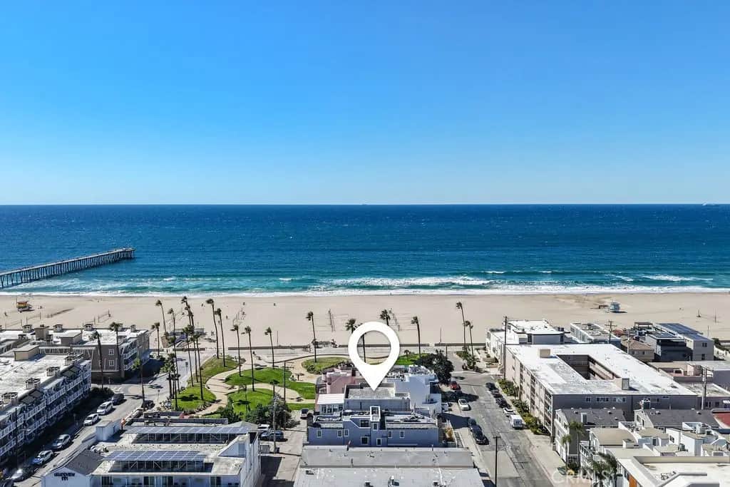 40 15th Street C, Hermosa Beach, CA — listing photo 1