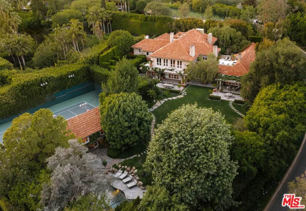 423 N Faring Road, Los Angeles, CA — listing photo 1