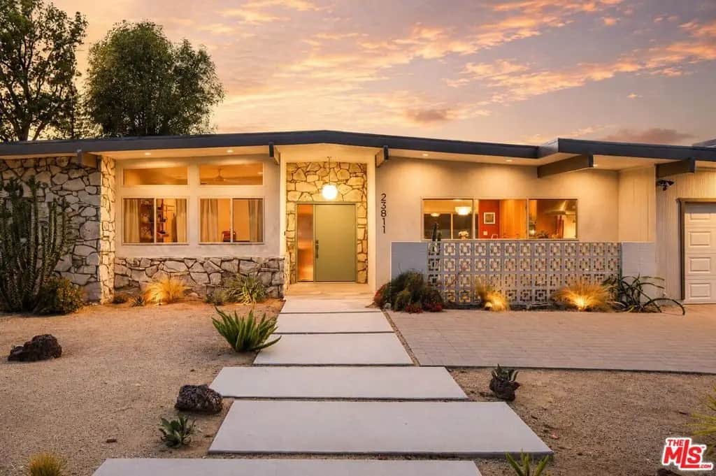 23811 Berdon Street, Woodland Hills, CA — listing photo 1