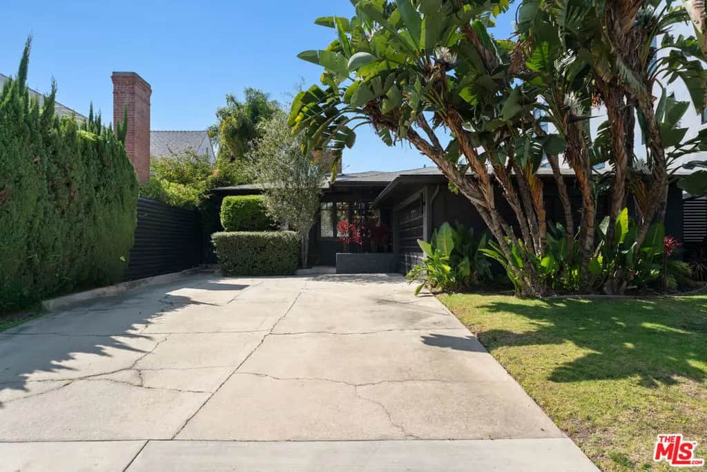 1903 Preuss Road, Los Angeles, CA — listing photo 1