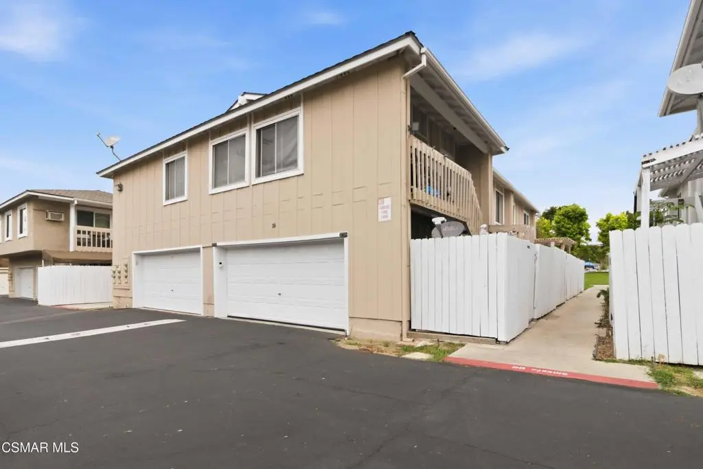 3444 Lockwood Court 18, Simi Valley, CA — listing photo 1