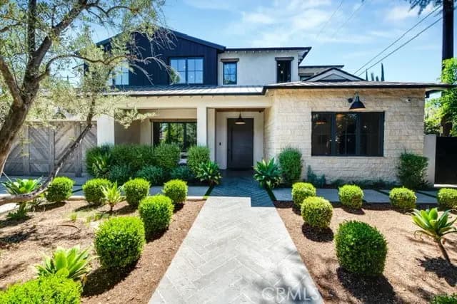 5150 Beeman Avenue, Valley Village, CA — listing photo 1