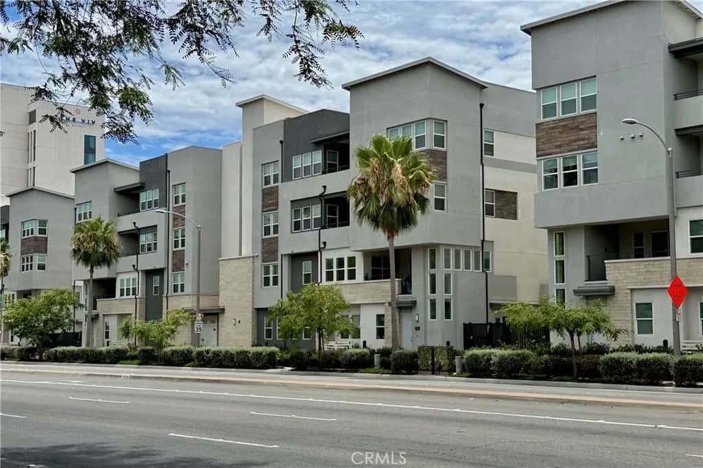 1130 S Urbana, Anaheim, CA — listing photo 1