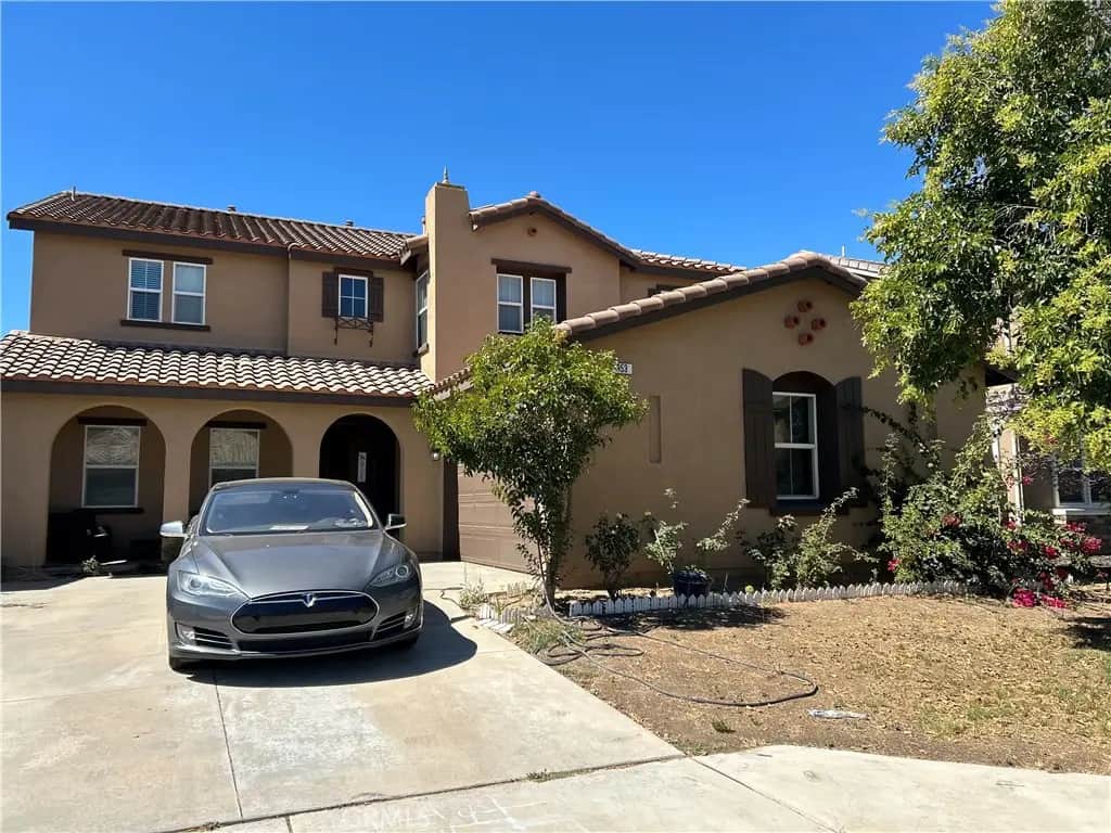 953 Curlew, Perris, CA — listing photo 1