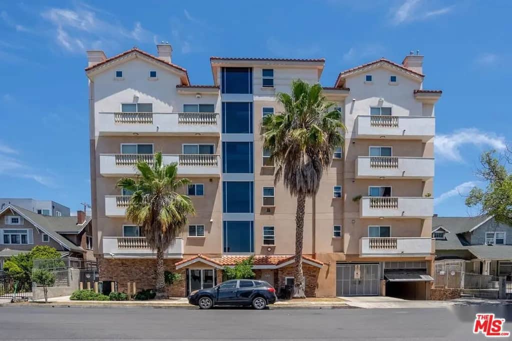 1026 S Oxford Avenue 204, Los Angeles, CA — listing photo 1