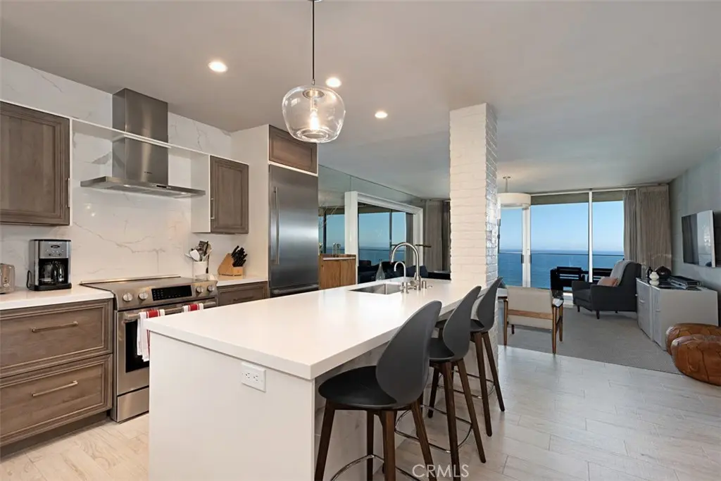 31755 Coast 403, Laguna Beach, CA — listing photo 1