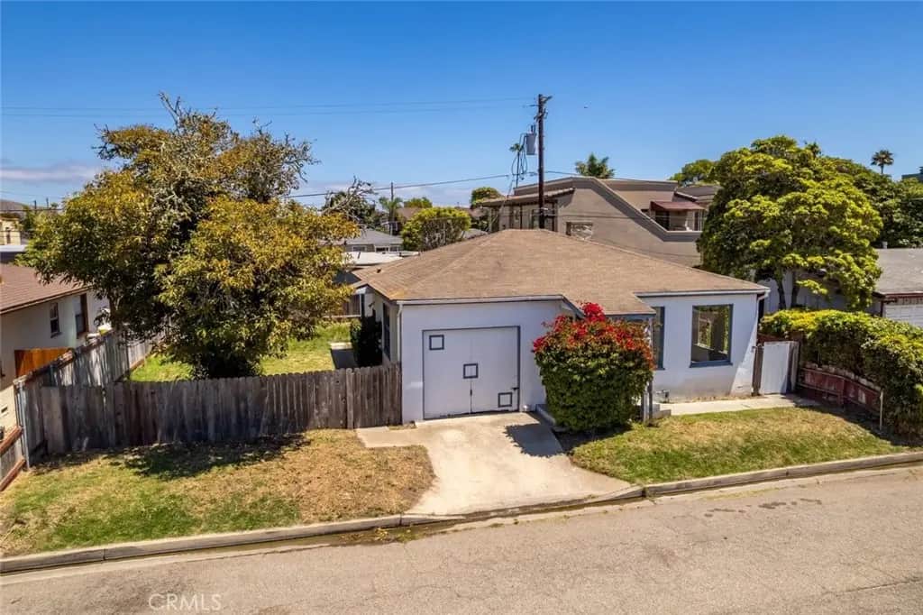 351 Esparto, Pismo Beach, CA — listing photo 1