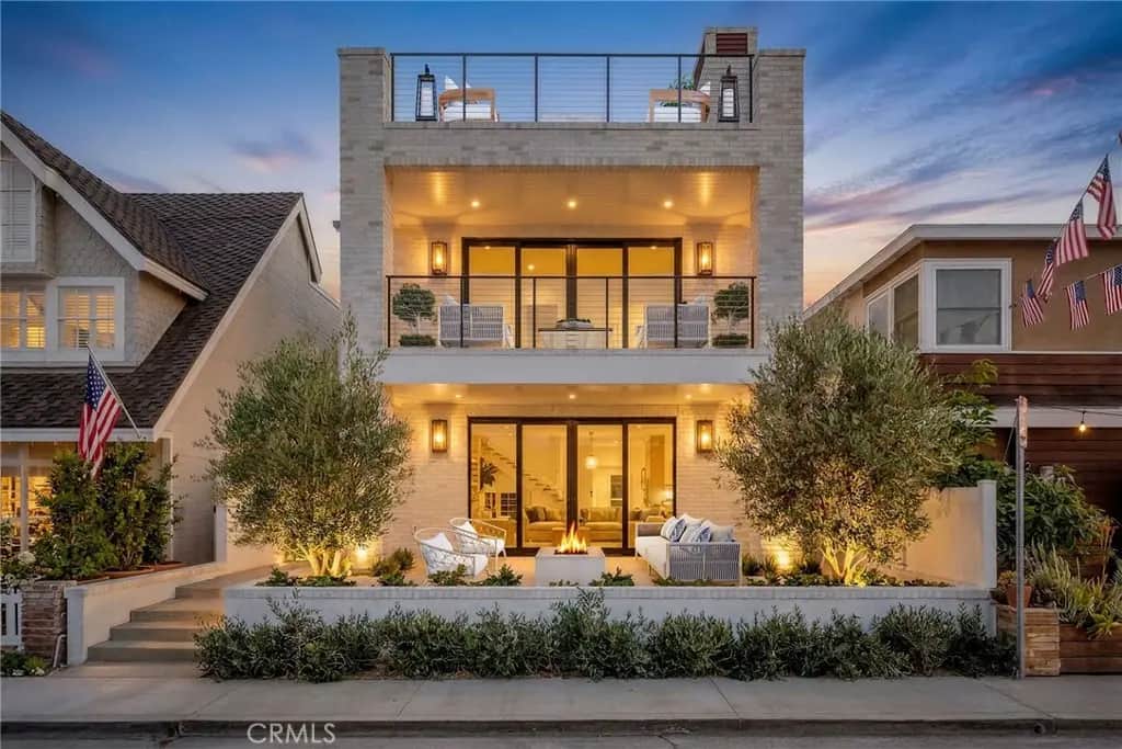 225 Diamond, Newport Beach, CA — listing photo 1