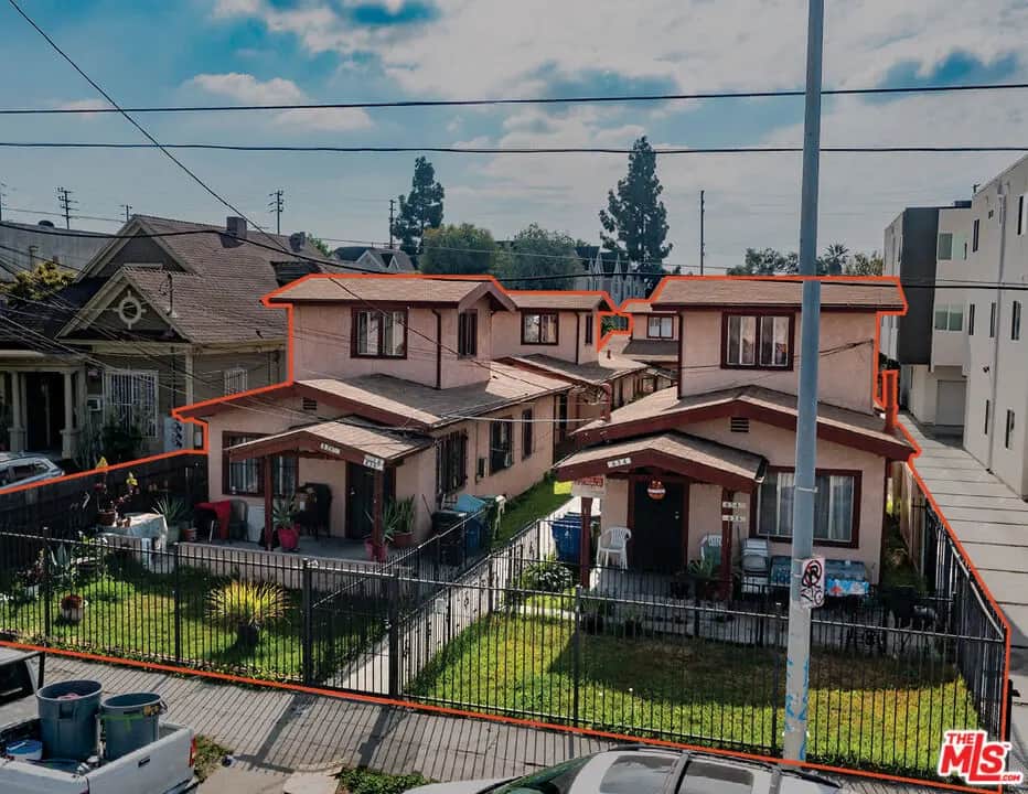 634 E Adams Boulevard, Los Angeles, CA — listing photo 1