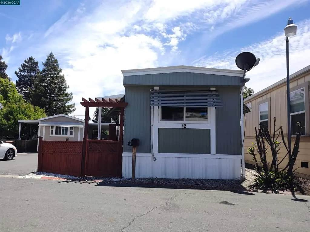 42 The Trees Dr, Concord, CA — listing photo 1