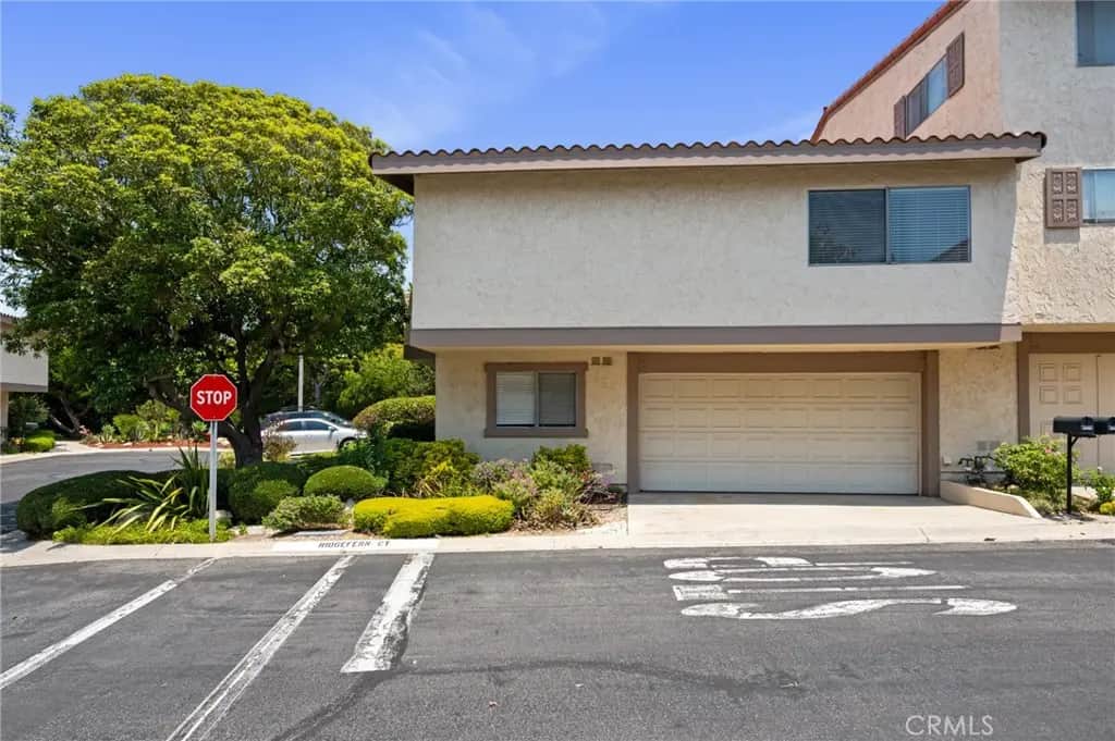 28100 Ridgefern Court 48, Rancho Palos Verdes, CA — listing photo 1